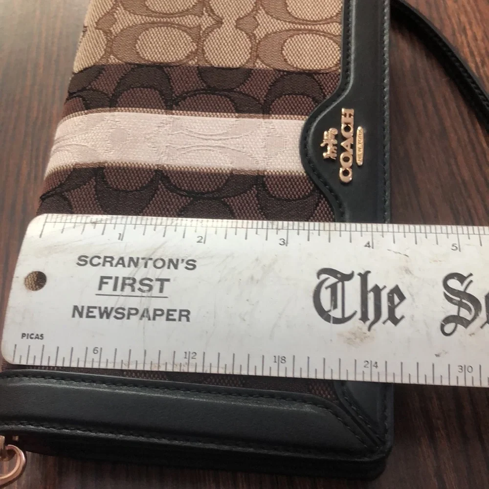 Coach Anna Foldover Clutch Crossbody In Signature Jacquard With Stripe - Picture 6 of 9